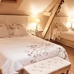 Un Parfum De Campagne Couette-café 3*