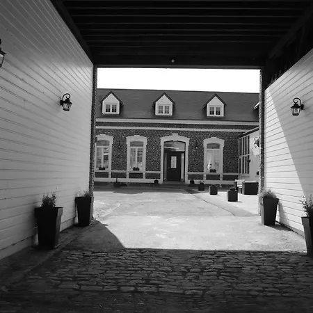 Un Parfum De Campagne Bed and Breakfast Méaulte