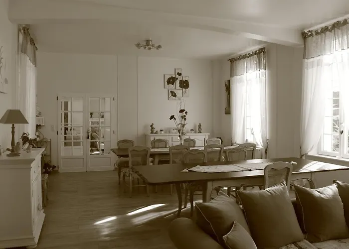 Un Parfum De Campagne Bed and Breakfast Méaulte